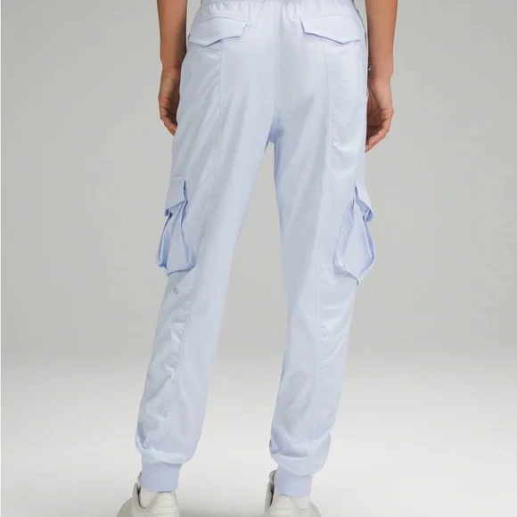 Lululemon Dance Studio Relaxed Fit Mid Rise Cargo Joggers Windmill Size 8 - Picture 3 of 11